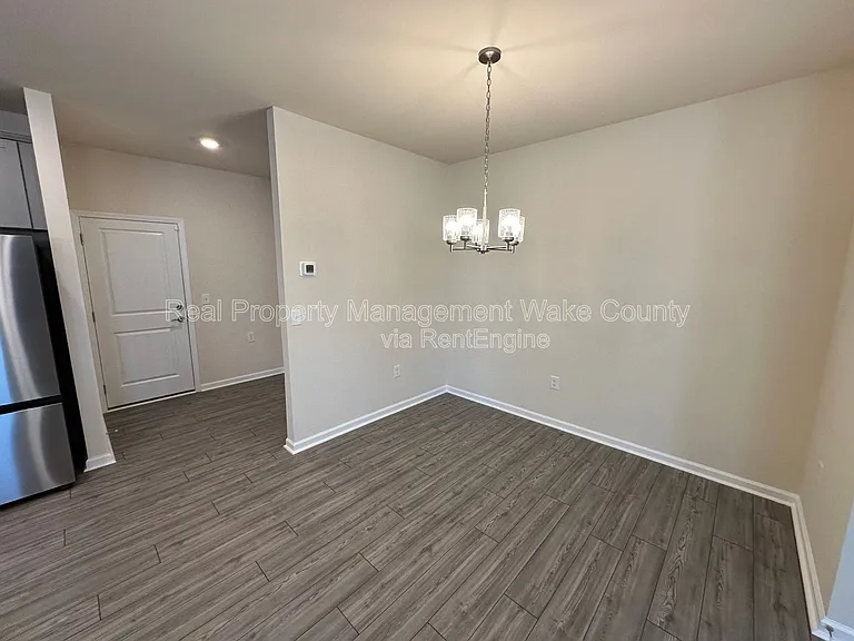 344 Abbots Mill Dr — Photo 11