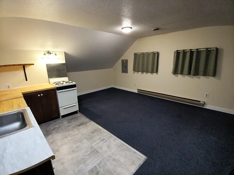 4 Mechanic St #B3 — Photo 22