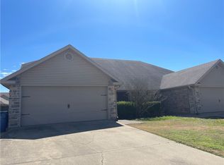 3203 SW Amberwood Ave #1, Bentonville, AR 72713