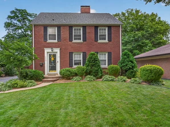 7049 Forest Ave, Hammond, IN 46324