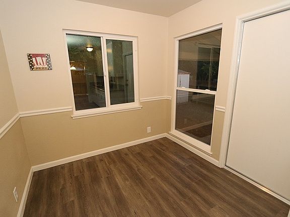 4th image of 2720 N Dearing Ave