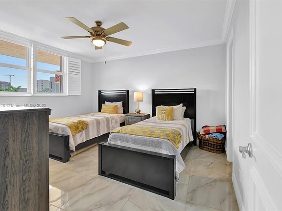 5th image of 2731 NE 14th Street Cswy APT 426