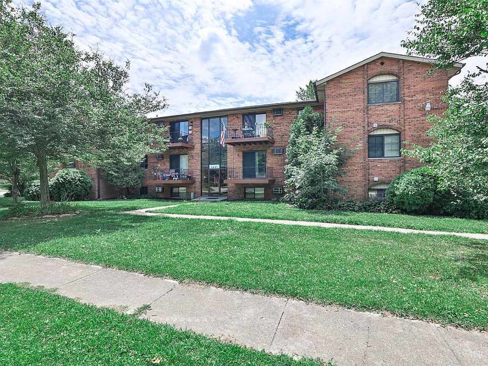 1st image of 5491 Camelot Dr APT 8
