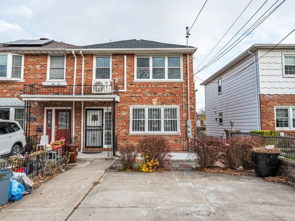 1520 Kennellworth Place, Bronx, NY 10465