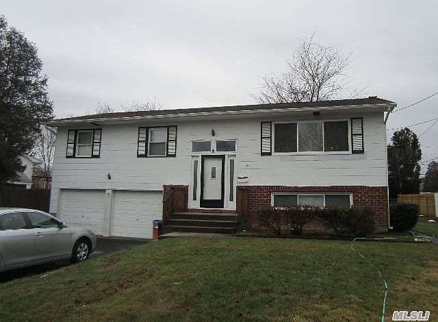1st image of 6 Spencer Way