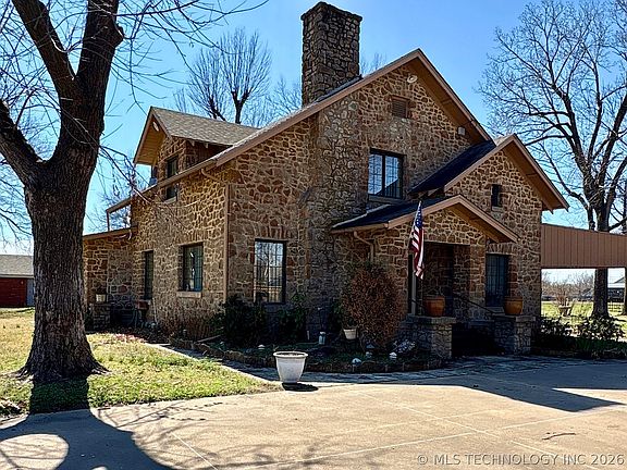 4th image of 1007 S Wilson Ave