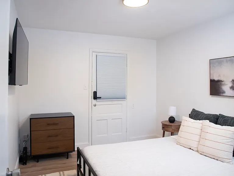 1017 S 22nd St #1 — Photo 12