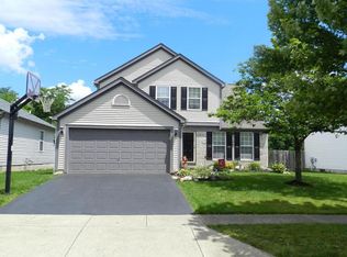 3412 Brook Spring Dr, Grove City, OH 43123