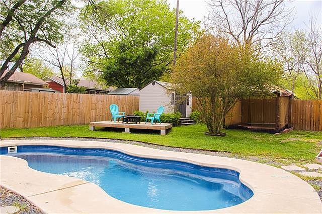 1st image of 1103 Alden Dr