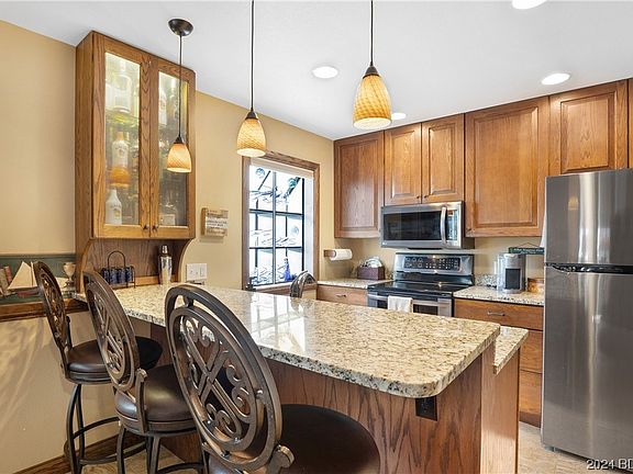 5th image of 198 Bentwood Ct #198