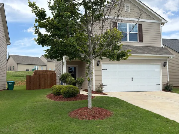 758 Independence Ave, Pendergrass, GA 30567