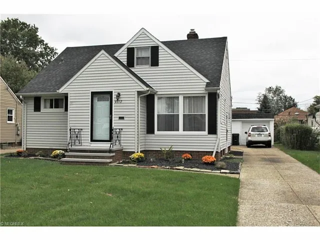 4712 Fleharty Rd photo 1