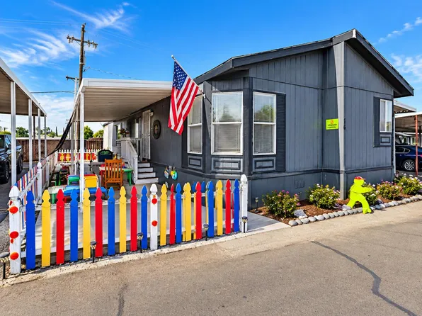 1907 Dairy Ave Space 16, Corcoran, CA 93212