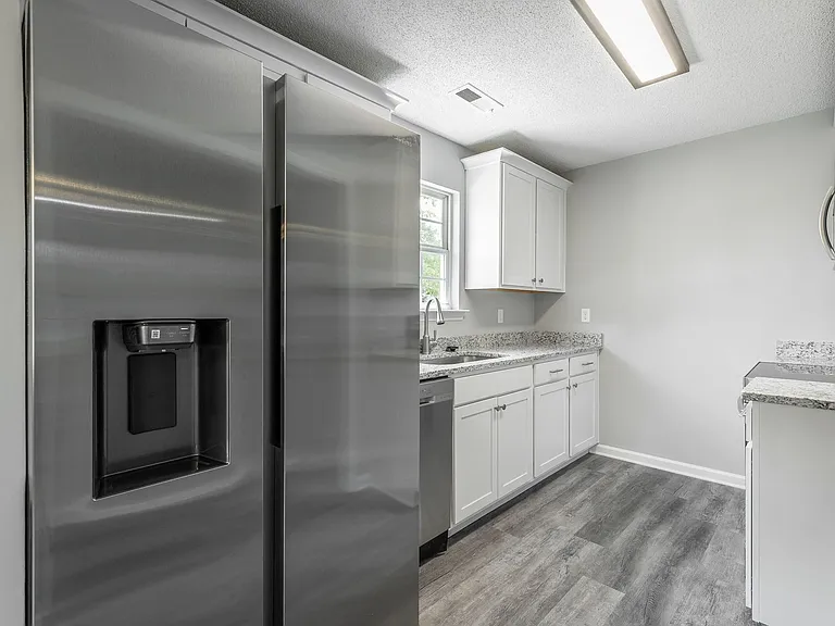 1801 S Lyerly St — Photo 13