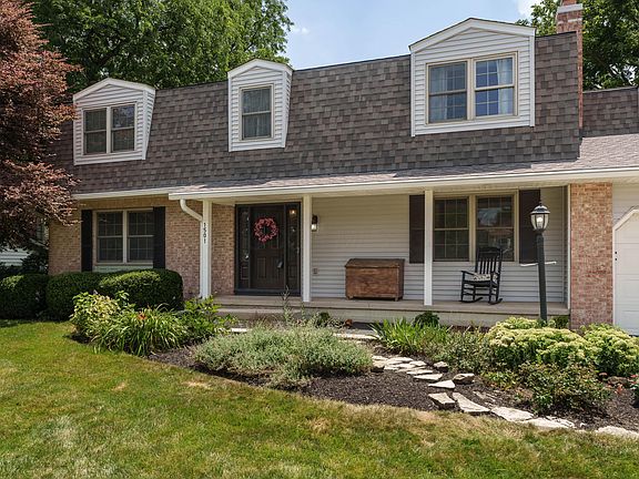 3rd image of 1501 Candlewood Dr