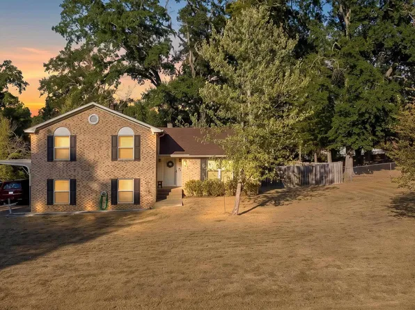 21 Cedar Hill Rd, Longview, TX 75601