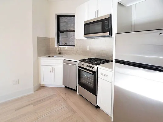 Rented by Citified Realty Group LLC | media 11