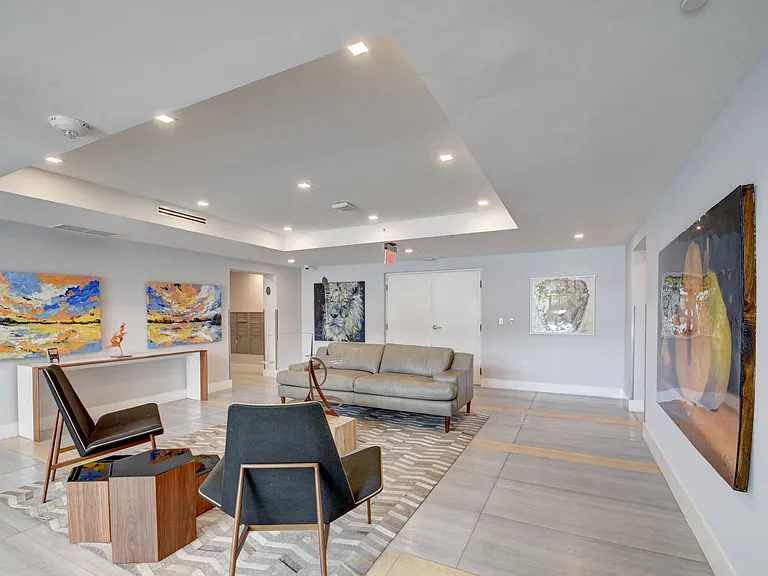 1111 SE 1st Ave #408 — Photo 45