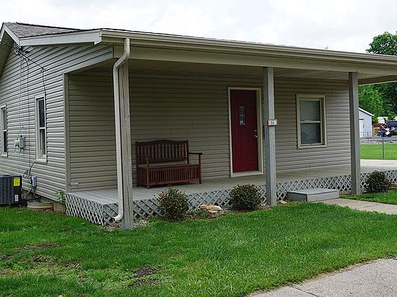2nd image of 130 E Forest Ave