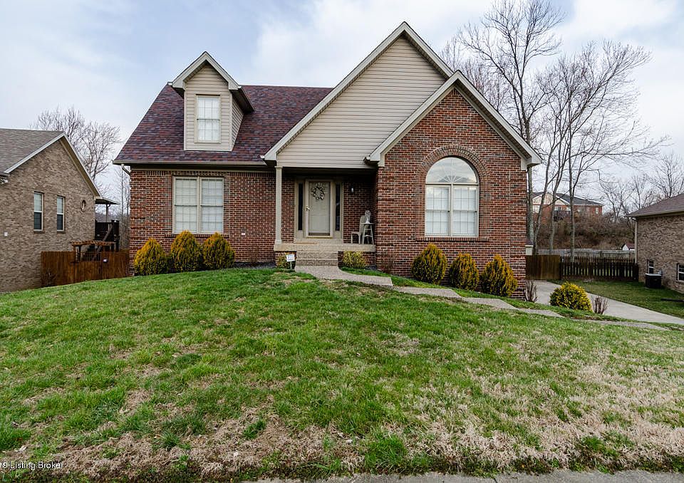 1st image of 9109 Auburn Woods Ct