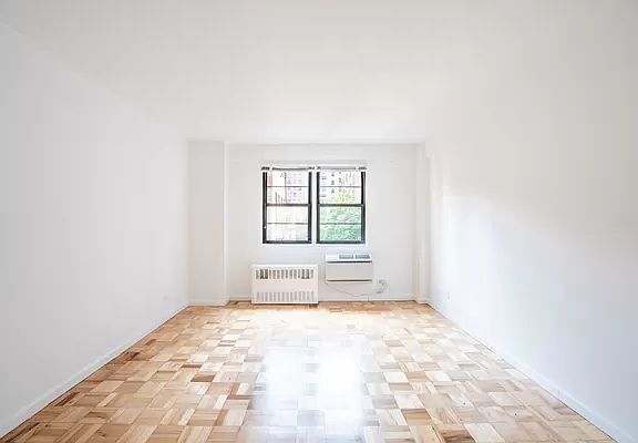 4th image of 320 E 58th St APT 7B