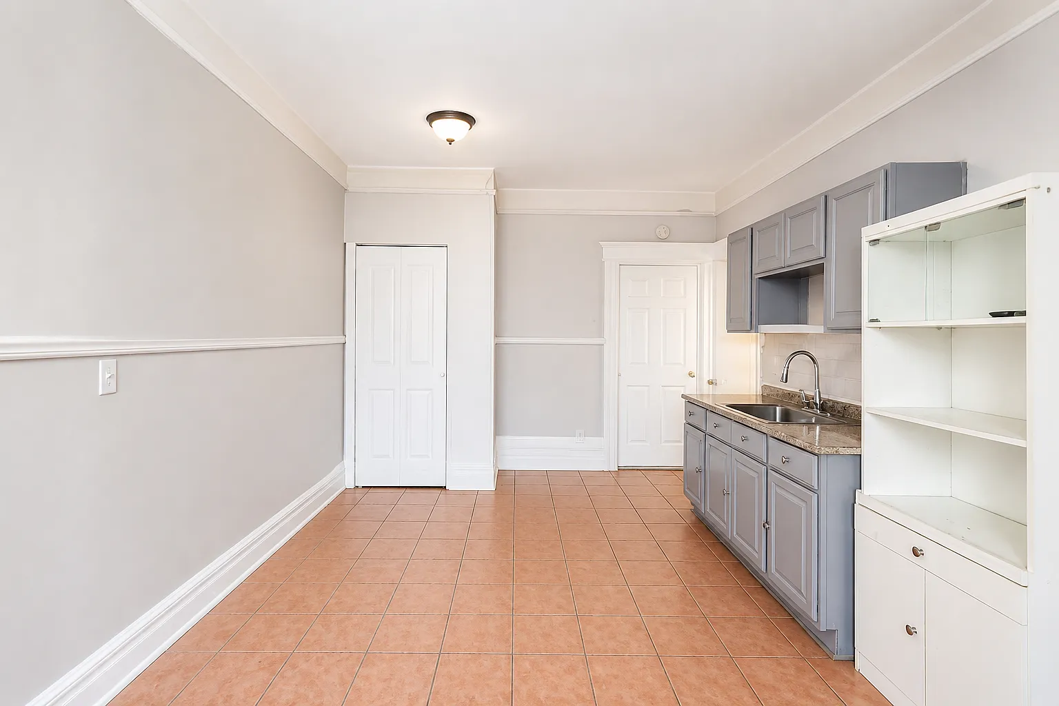 2 bed, $1,650 — Photo 3