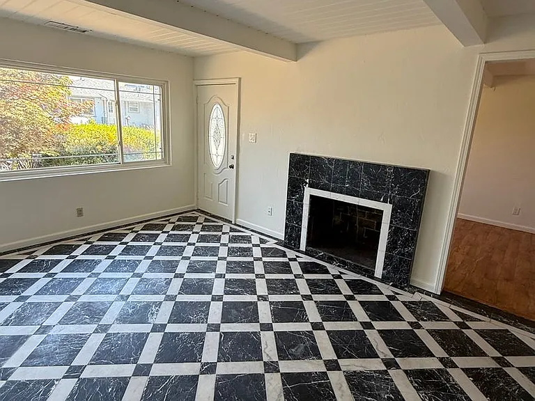 3893 Clough Ave — Photo 18