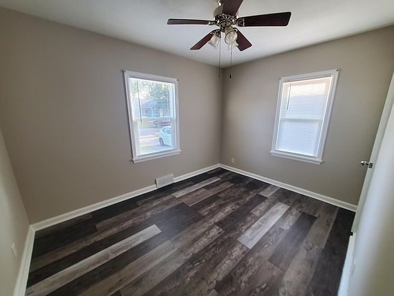 5th image of 3006 Avenue F