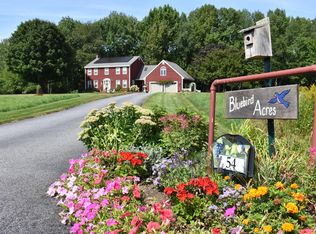 54 Field Rd, Cumberland, ME 04021