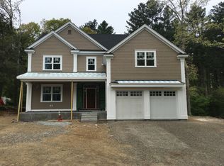 52 Halsey Ave, Wellesley, MA 02482