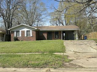 8506 Westbrook Pl, Shreveport, LA 71108