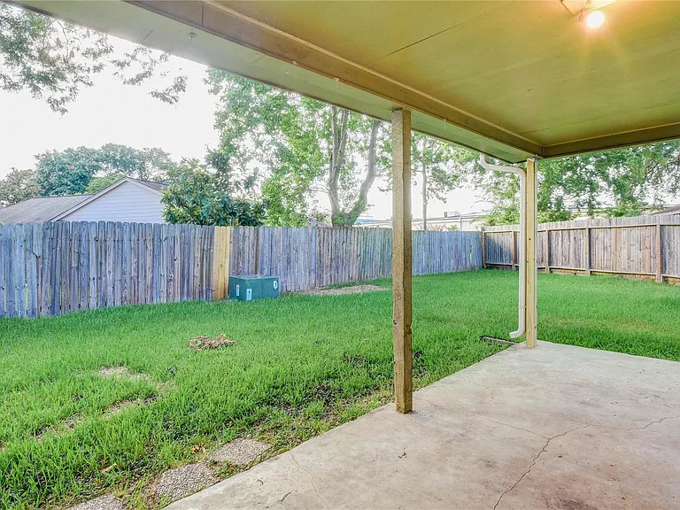 9510 Huntington Way Dr — Photo 33