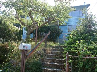 4003 SW Webster St, Seattle, WA 98136