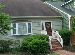 112 Greenbrier Dr, Radford, VA 24141