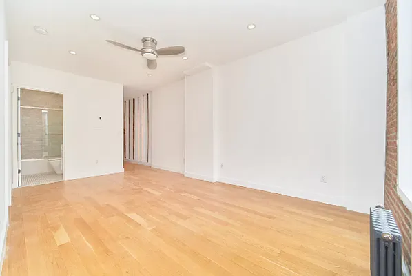 Rented by Living New York | media 7