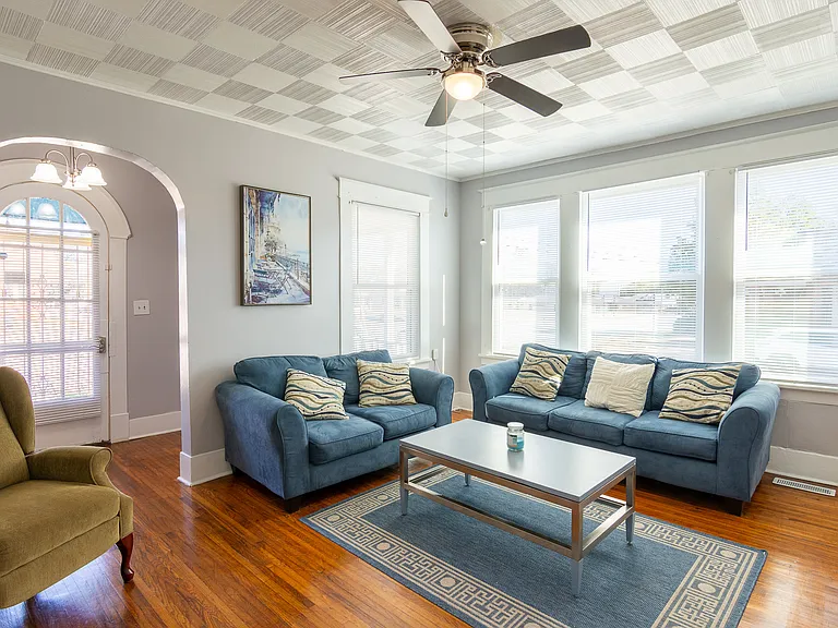 1812 Central Ave — Photo 6