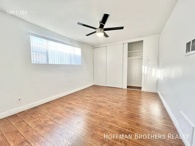 5226 Lexington Ave #15 — Photo 3
