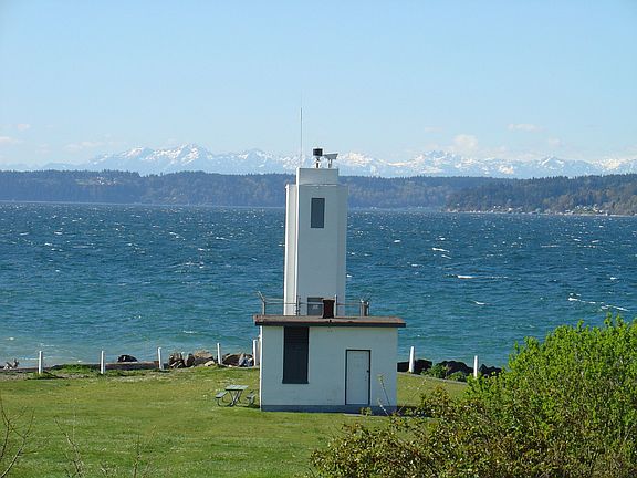 Two Blocks to Lighthouse Beach Park