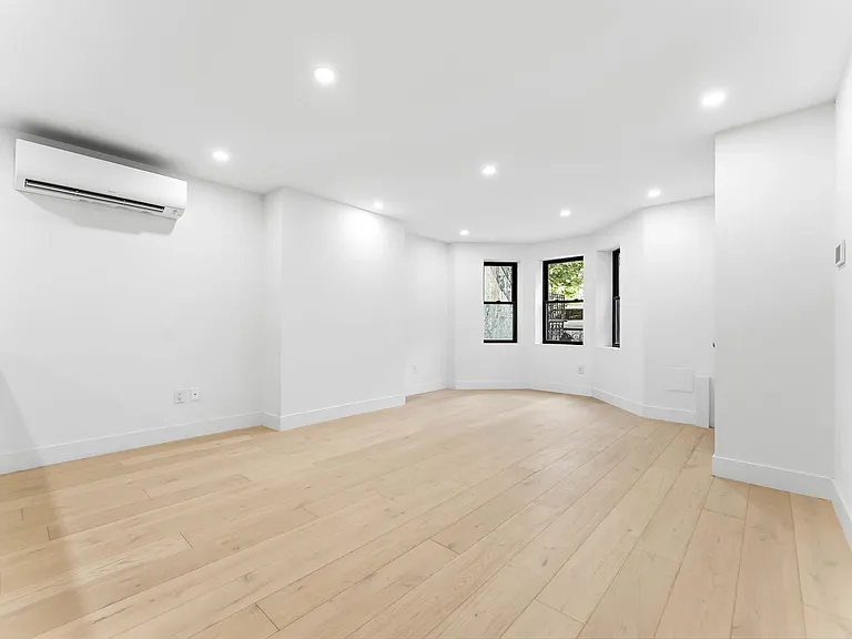 255 Weirfield St #1 — Photo 8