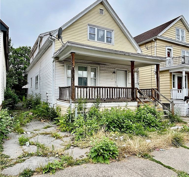1st image of 90 Theodore St