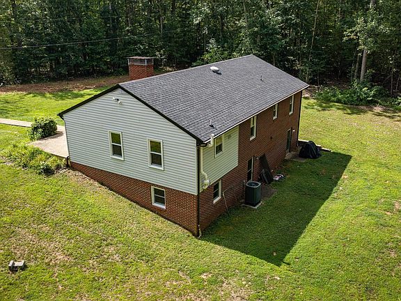 5th image of 47 Reva Ln