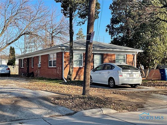 5th image of 241 Dearborn Ave