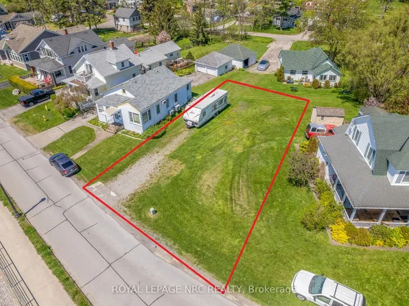 0 Lakeshore Rd, Fort Erie, ON L2A 1B5