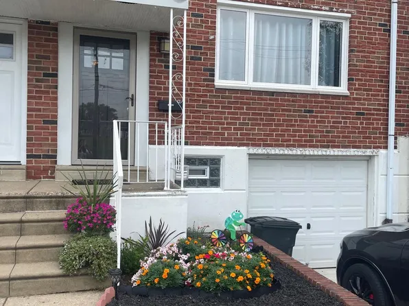 12307 Medford Rd, Philadelphia, PA 19154