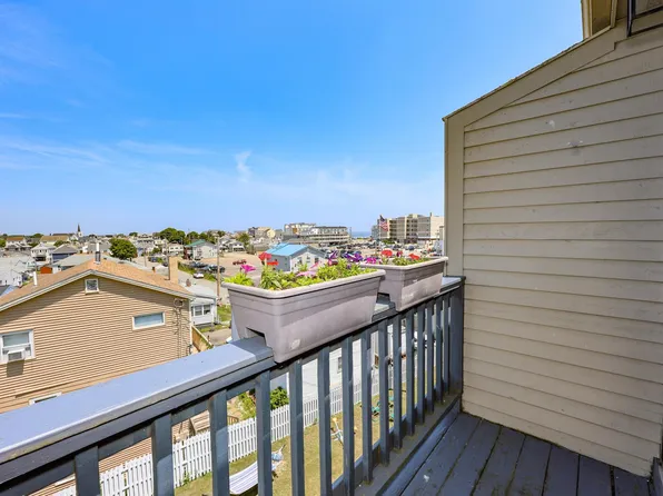 32 Ashworth Avenue #437, Hampton, NH 03842