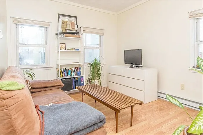 1105 Cambridge St #2 — Photo 4