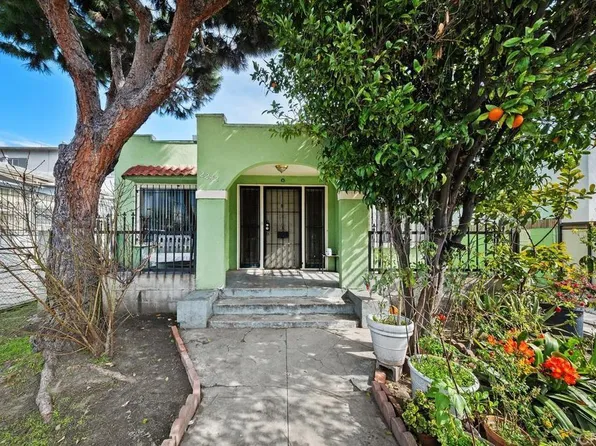 2242 S Ridgeley Dr, Los Angeles, CA 90016