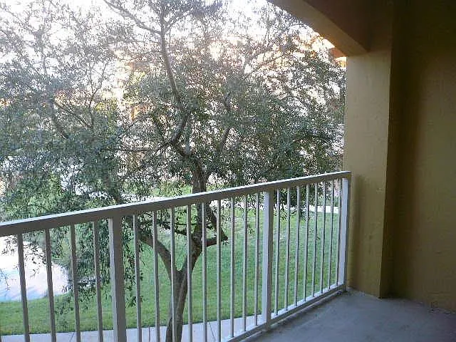 5050 Fairways Cir #E202 — Photo 14