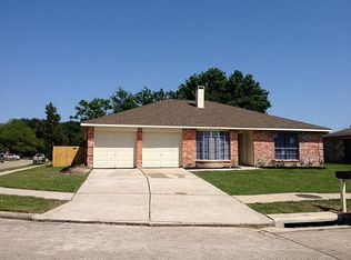 12711 Middlesbrough Ln, Houston, TX 77066