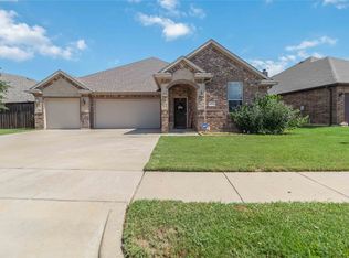 1663 Fraser Dr, Burleson, TX 76028